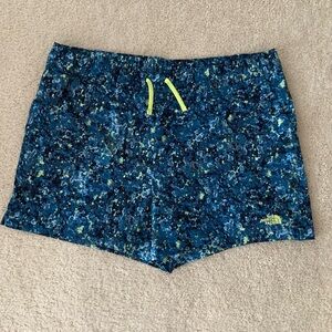 The North Face Class V Board Shorts NWOT 2X